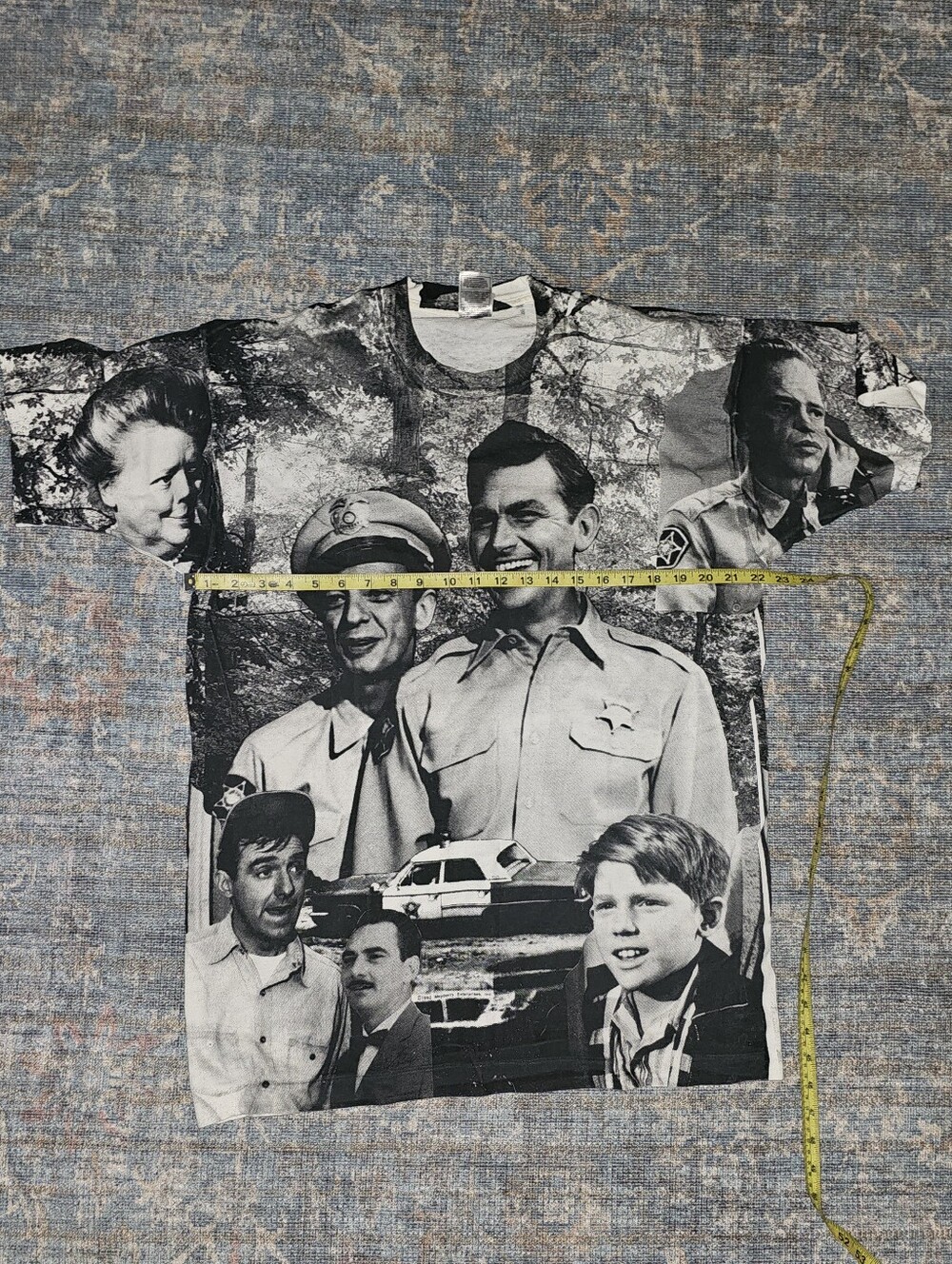 The Andy Griffith Show T-Shirt - Picture 1 of 3